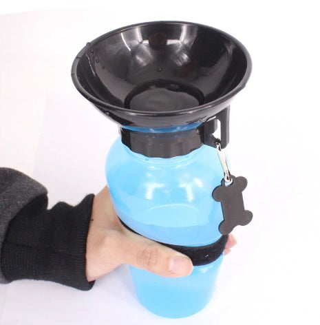 ¡GRATIS! Botella de Agua Portátil para Perros